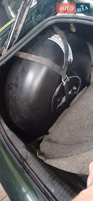 Седан Opel Omega 2000 в Боровій