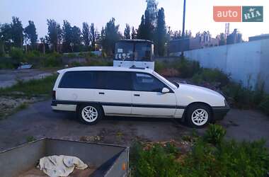 Універсал Opel Omega 1989 в Обухові