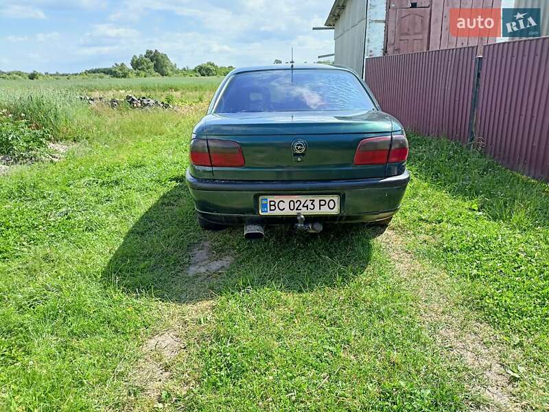 Седан Opel Omega 1996 в Ровно