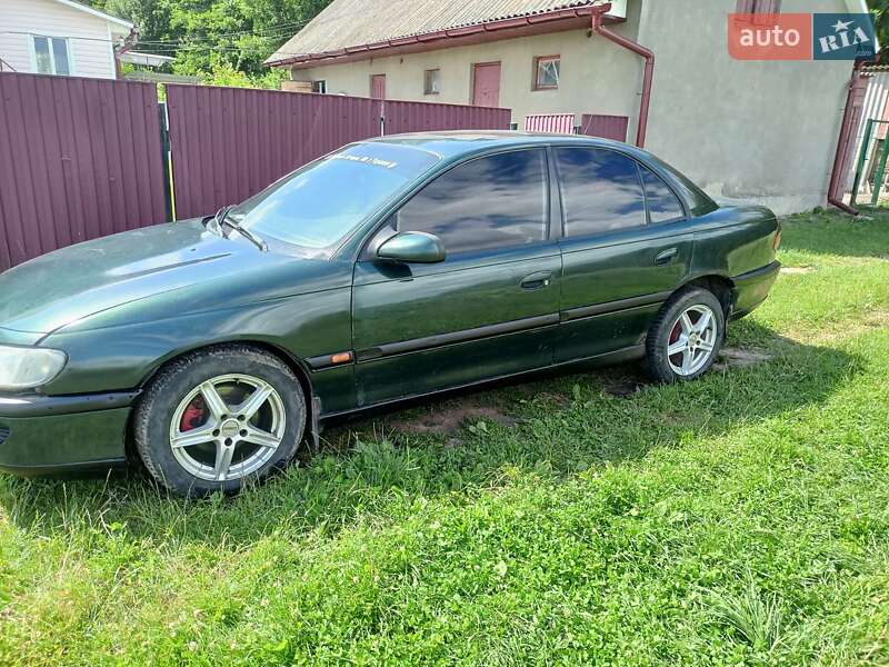 Седан Opel Omega 1996 в Ровно