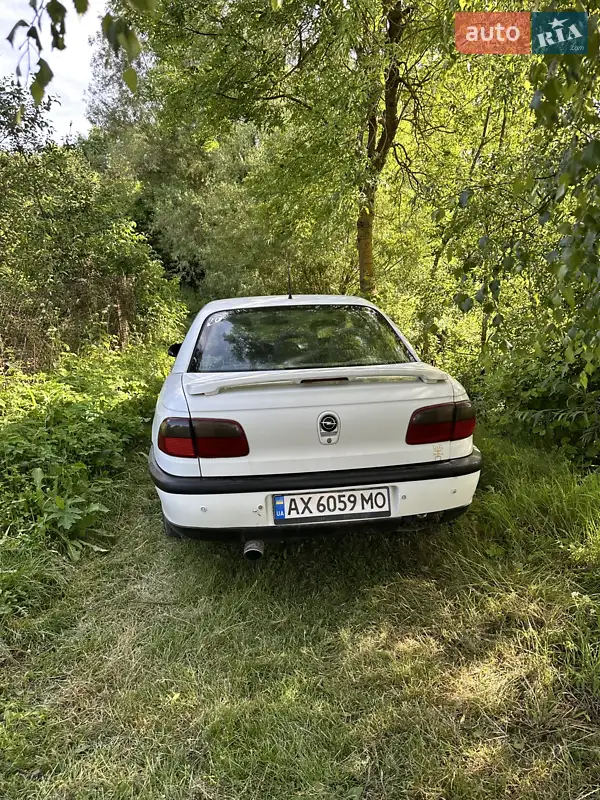 Opel Omega