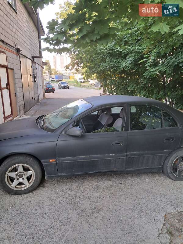 Седан Opel Omega 1997 в Харкові