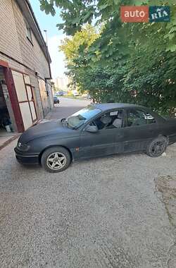 Седан Opel Omega 1997 в Харькове