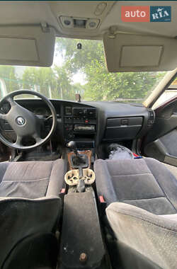 Седан Opel Omega 1993 в 