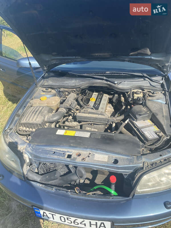 Универсал Opel Omega 1997 в Черновцах