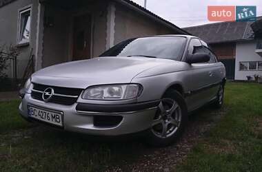 Седан Opel Omega 1995 в Моршине