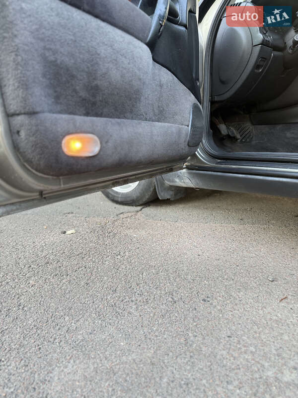 Седан Opel Omega 1999 в Обухове