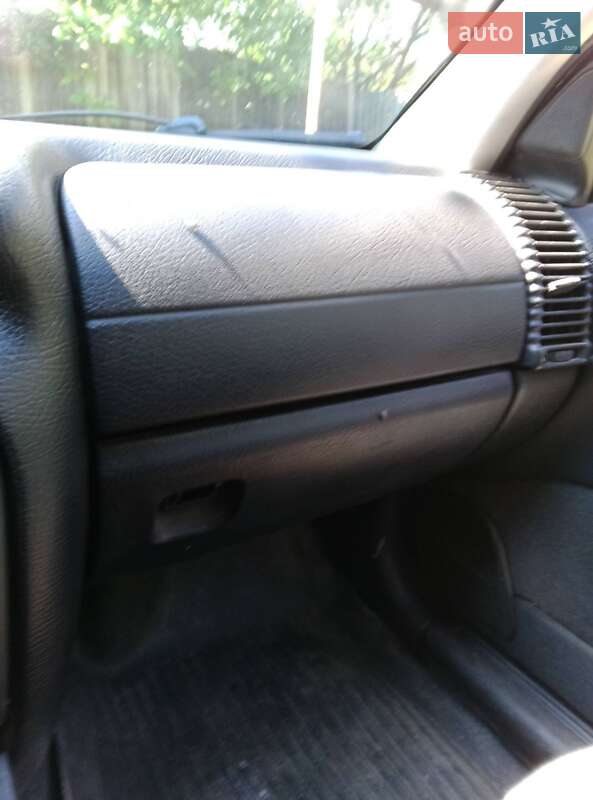 Универсал Opel Omega 1995 в Гайсине