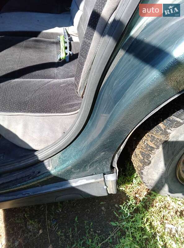 Универсал Opel Omega 1995 в Гайсине