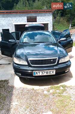 Седан Opel Omega 2000 в Долине