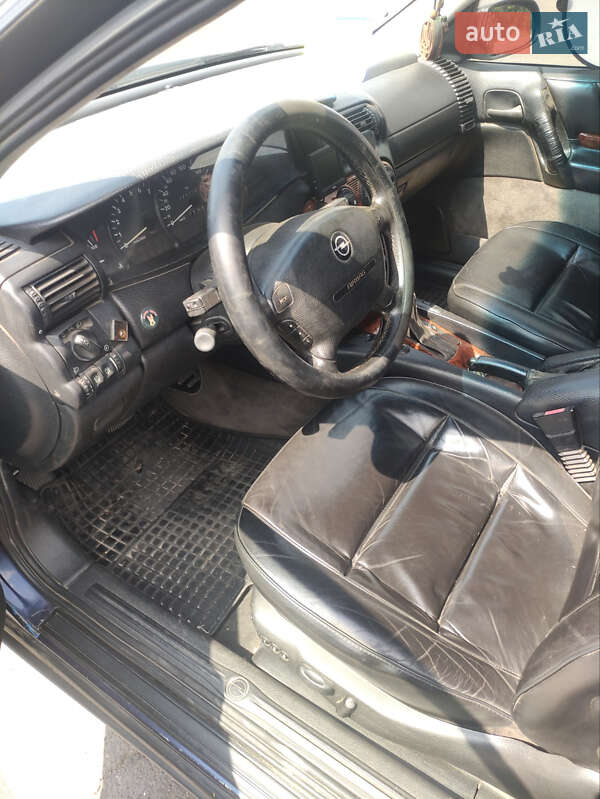 Универсал Opel Omega 1996 в Николаеве