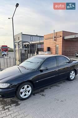 Седан Opel Omega 2003 в Боярке