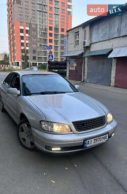 Седан Opel Omega 2001 в Киеве