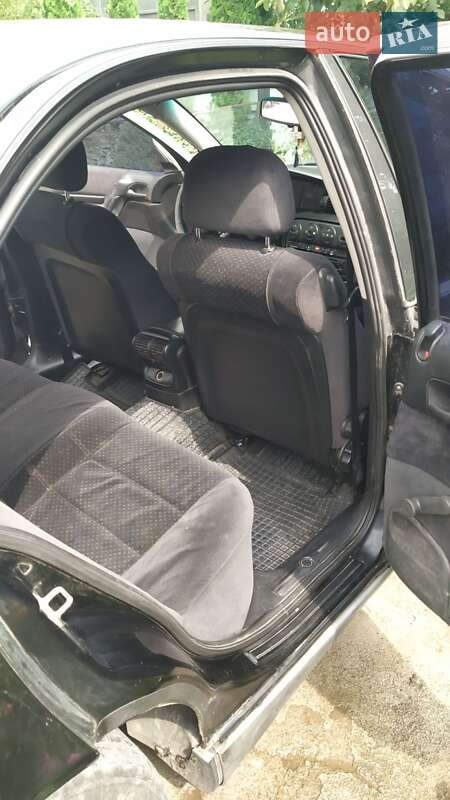 Седан Opel Omega 1998 в Тетієві