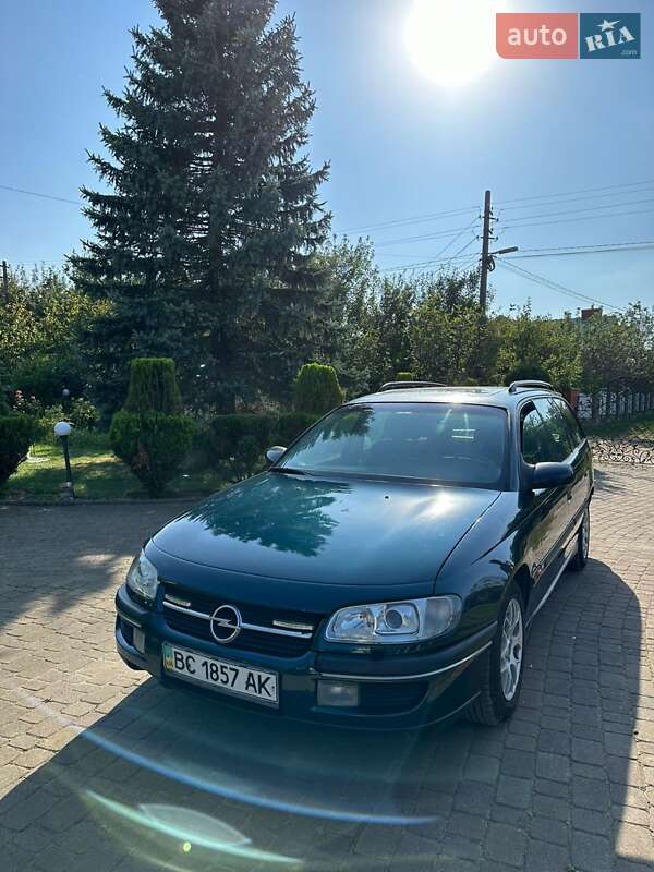 Универсал Opel Omega 1998 в Бориславе