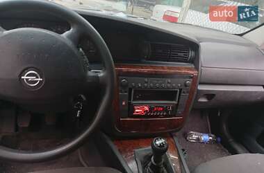 Седан Opel Omega 2003 в 