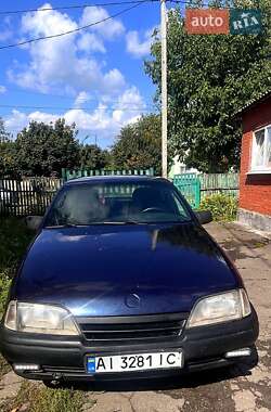 Седан Opel Omega 1988 в Лубнах
