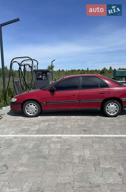 Седан Opel Omega 1997 в Радехові