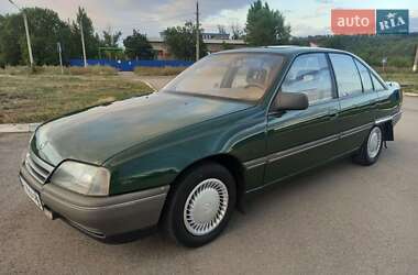 Седан Opel Omega 1987 в Славянске