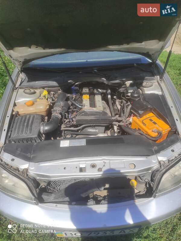 Opel Omega 2002