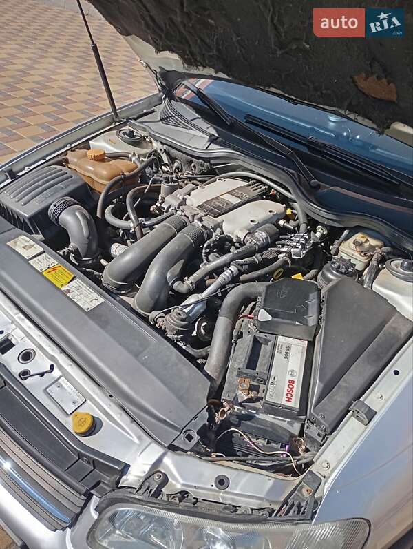 Седан Opel Omega 1998 в Гайсину