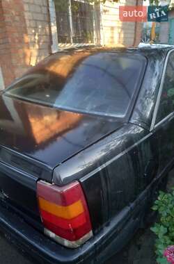 Седан Opel Omega 1988 в 