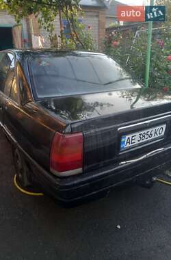 Седан Opel Omega 1988 в 