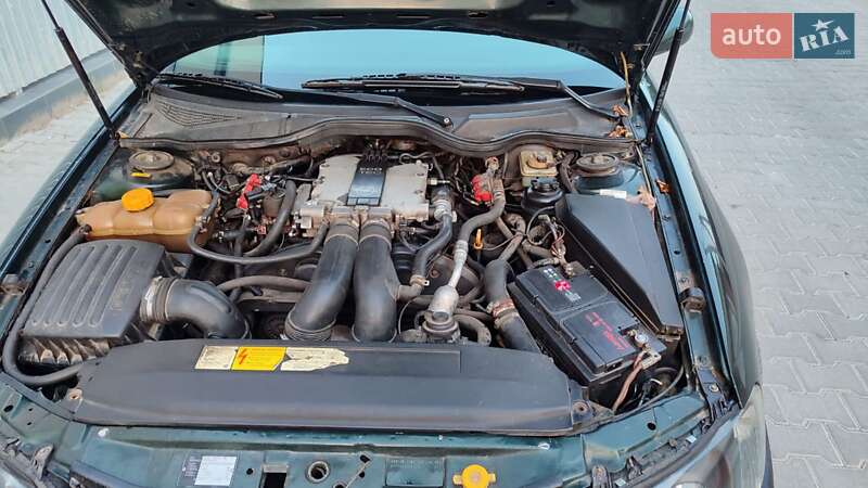 Седан Opel Omega 1996 в Ивано-Франковске