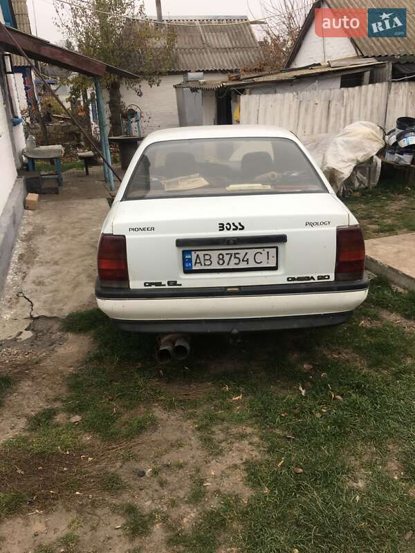 Opel Omega 1990