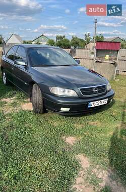 Седан Opel Omega 2001 в Краснограде