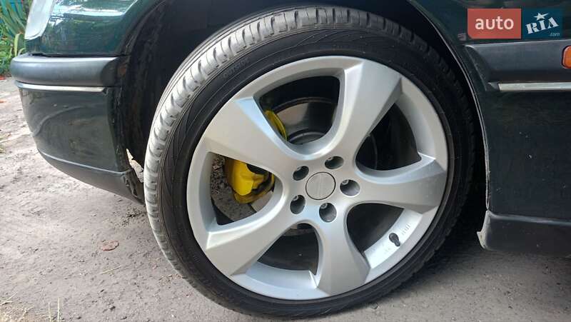 Седан Opel Omega 1999 в Кривом Озере