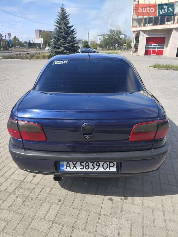 Седан Opel Omega 1998 в Запорожье