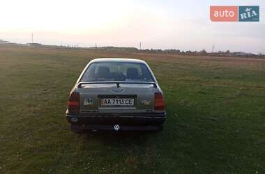 Седан Opel Omega 1989 в Ковелі