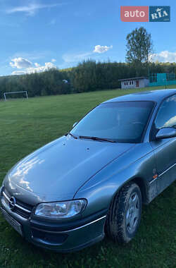 Седан Opel Omega 1998 в 
