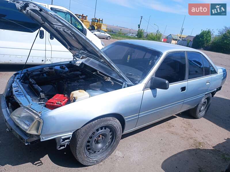 Седан Opel Omega 1987 в Ровно фото 3 Седан Opel Omega 1987 в Ровно