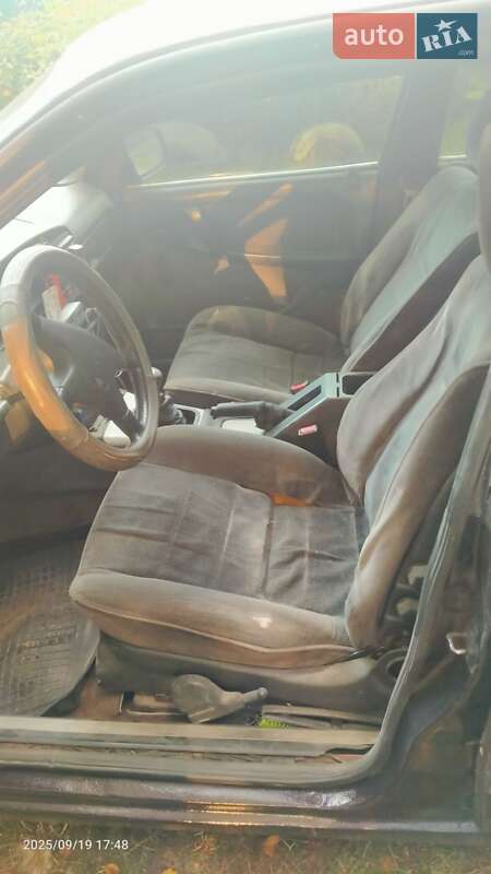 Седан Opel Omega 1991 в Броварах фото 3 Седан Opel Omega 1991 в Броварах