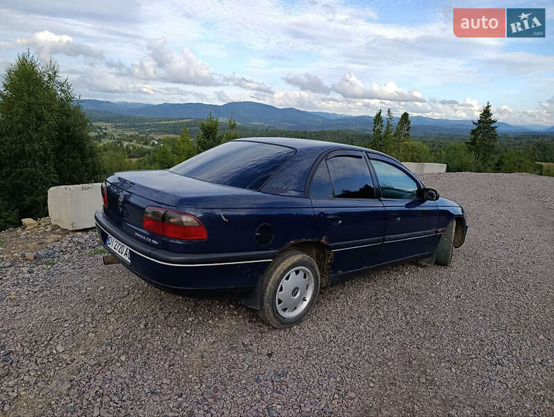 Седан Opel Omega 1997 в Сколе