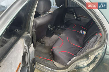 Седан Opel Omega 1994 в 