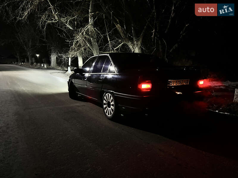 Седан Opel Omega 1991 в Полтаве