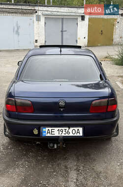 Седан Opel Omega 1997 в 