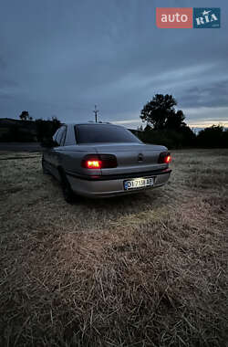 Седан Opel Omega 1995 в 
