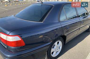 Седан Opel Omega 2000 в 