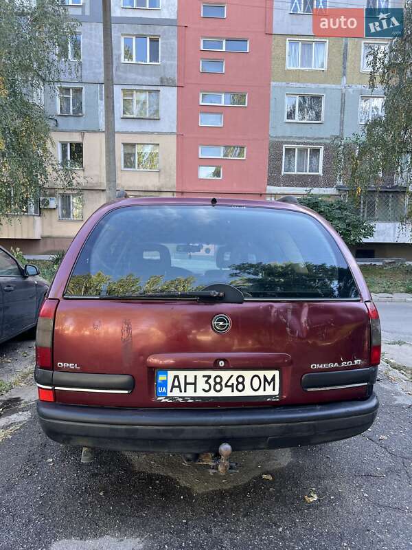 Универсал Opel Omega 1995 в Запорожье