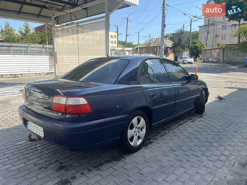 Седан Opel Omega 2001 в Виннице