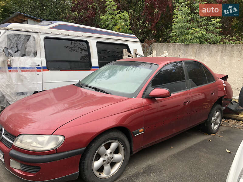 Седан Opel Omega 1999 в Чернигове