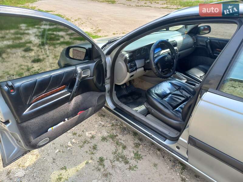 Седан Opel Omega 1995 в Тернополе фото 4 Седан Opel Omega 1995 в Тернополе