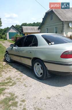 Седан Opel Omega 1996 в  фото 4 Седан Opel Omega 1996 в