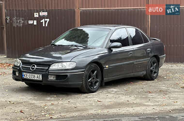 Седан Opel Omega 1994 в Дніпрі