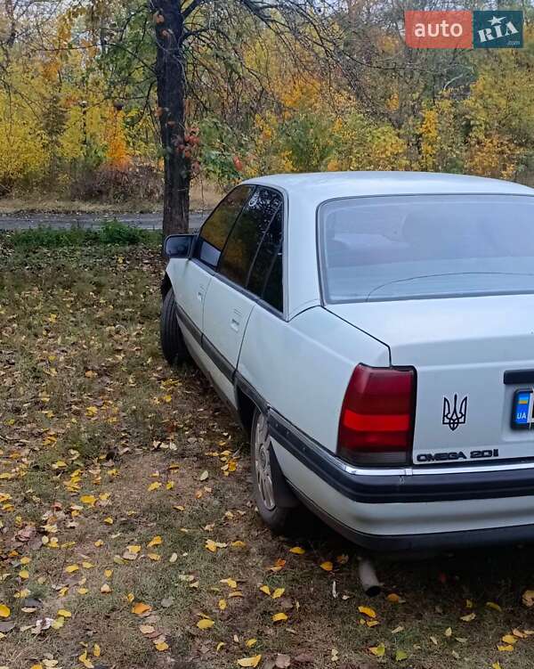 Седан Opel Omega 1991 в Полтаве фото 9 Седан Opel Omega 1991 в Полтаве
