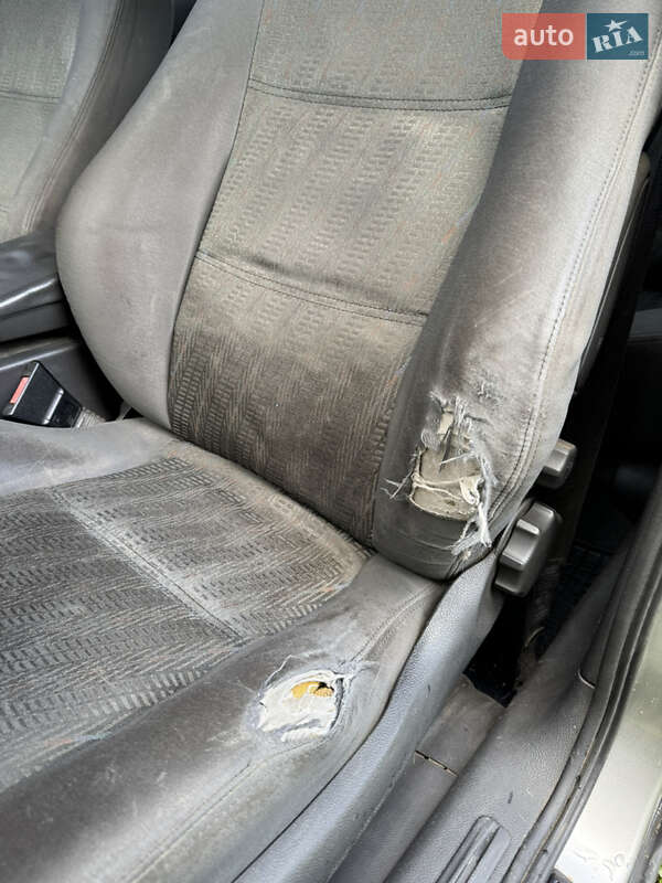 Седан Opel Omega 2002 в Полтаве